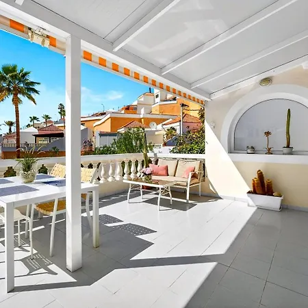 Modern Retreat Διαμέρισμα