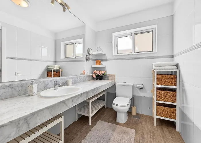 Modern Retreat Costa Adeje (Tenerife)