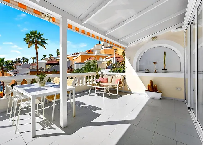 Апартаменты Modern Retreat *