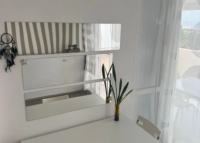 아파트 Modern Retreat *