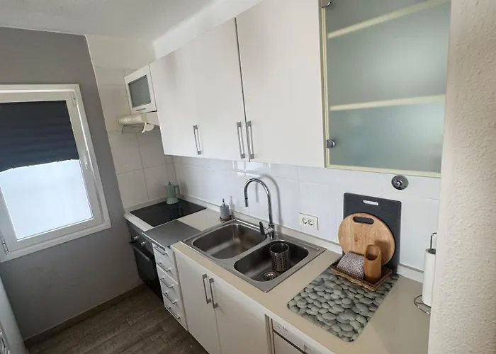 아파트 Modern Retreat