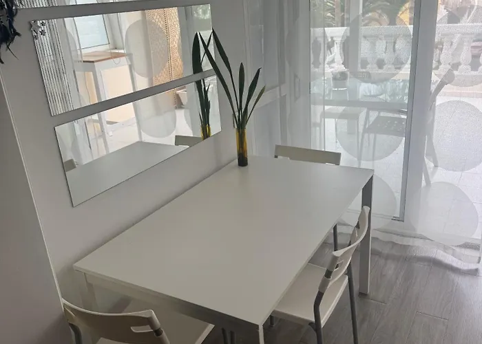 Modern Retreat 아파트